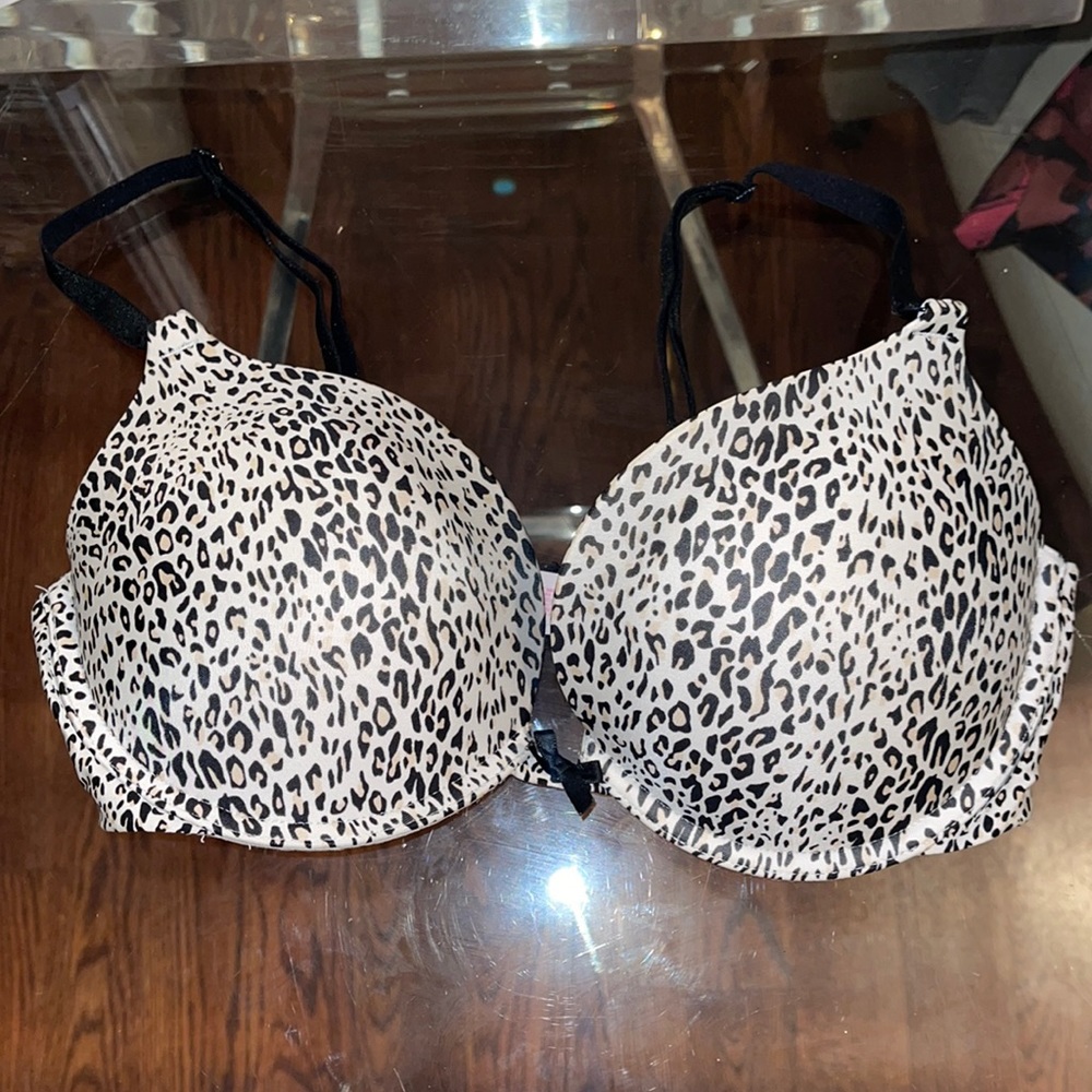 Victoria Secrets black white leopard print push up wire 34D bra
